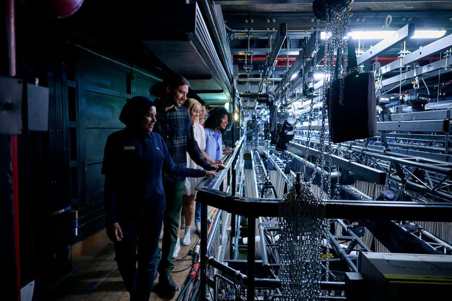 Sydney: Sydney Opera House VIP Backstage Tour and Breakfast - The stairs and practical limits