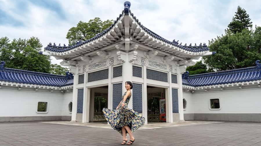Taiwan Taipei: VIP Photoshoot with Taiwan Photographer - Start at C.K.S. Memorial Hall