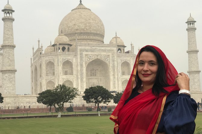 Taj Mahal skip the line luxury tour with guide - Who should book this experience?