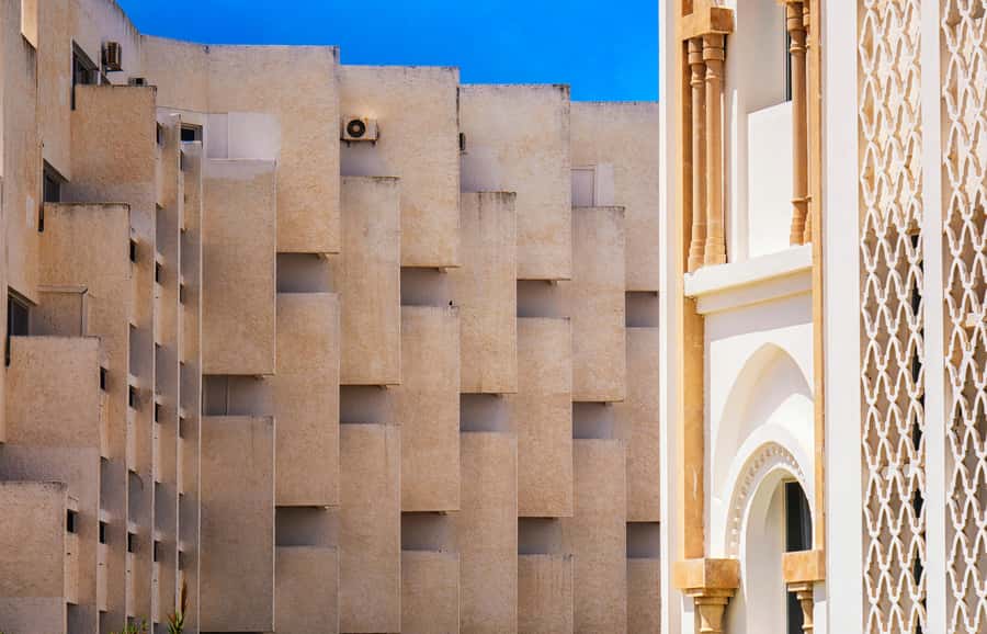 Tarifa: Day trip to Tangier by ferry with exclusive VIP service - Free time in the souks, with some shopping pressure