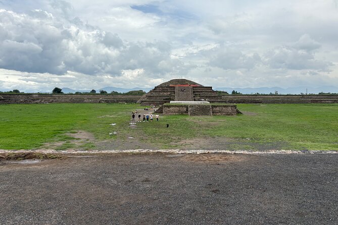 Teotihuacan Pyramids VIP Tour without Commercial Stops - The $59.61 price and what it covers