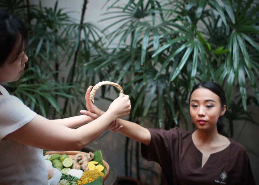 Thai Luxury Spa Packages - The consultation and first herbal drink