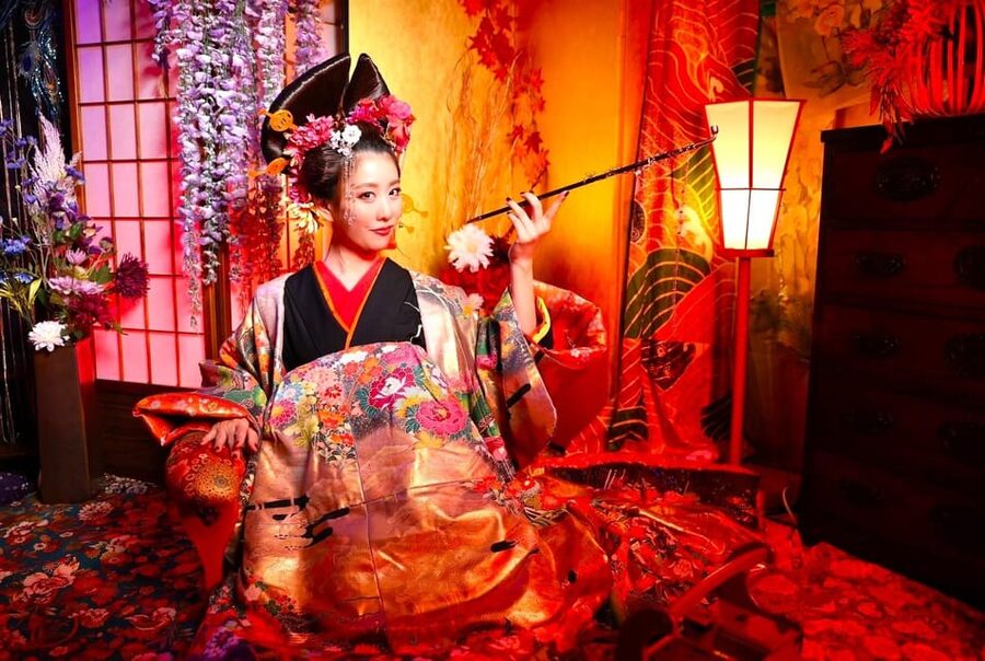 Tokyo: Private Makeover Photography Studio in Luxury Kimono - Why this is different from renting a kimono in Asakusa