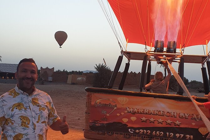 Top vip one hour private flight royal breakfast on board - Berber breakfast under a tent
