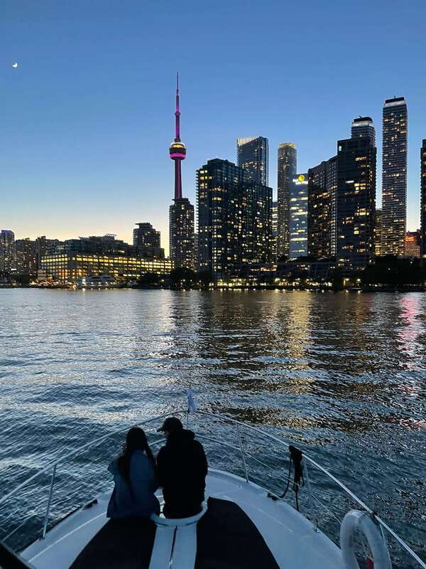 Toronto: Private Luxury Yacht Sightseeing Cruise & Prosecco - What this Toronto yacht cruise is really like