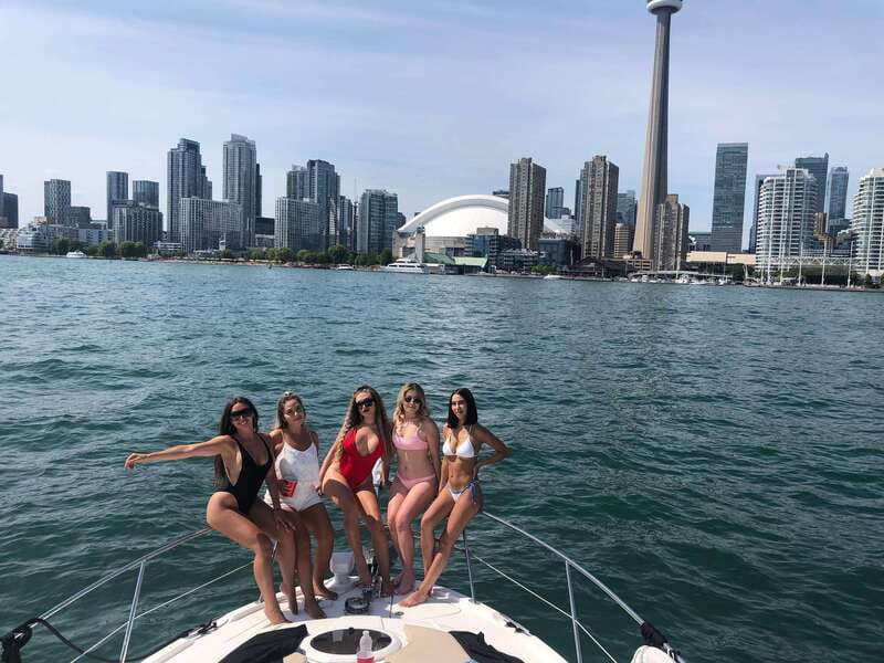 Toronto: Private Luxury Yacht Sightseeing Cruise & Prosecco - The opening minutes: safety briefing and refreshments