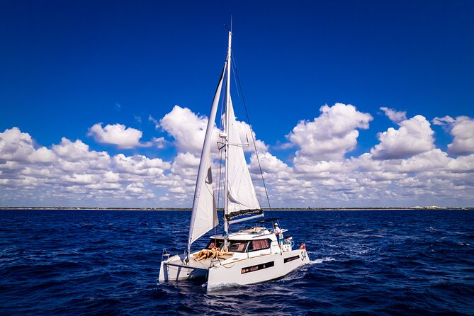 Tulum: Luxury Sail & Snorkel – All Inclusive 34' Catamaran - Food that turns the trip into lunch on the water