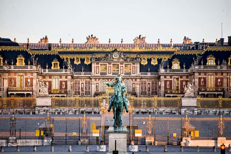 Versailles: Entry ticket & Private Apartments VIP Tour - Is the extra cost worthwhile?