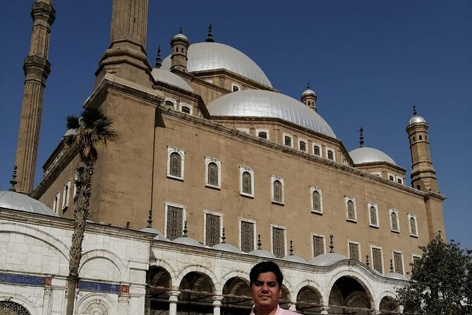 VIP 4Hour Islamic Cairo Private Tour Al Azhar and Khan Al Khalili - Al Hakim Mosque, Bab Al Futouh, and Bab Al Nasr