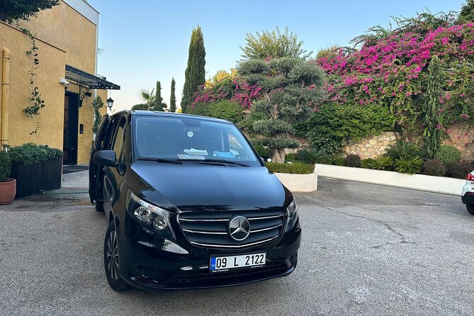 VIP Airport Transfer - A private welcome at Cape Town International Airport