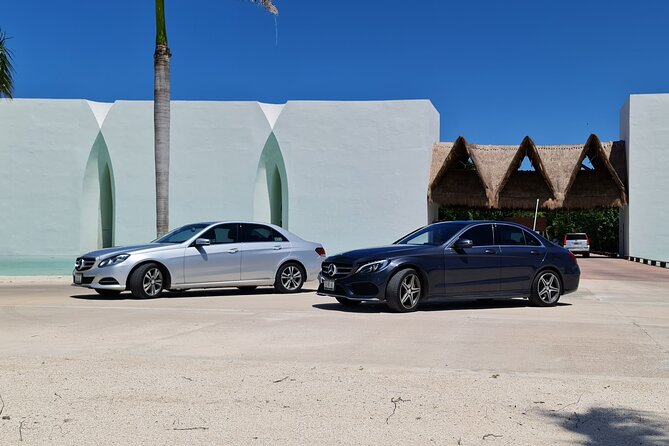 VIP Chichen Itza Private Tour - Luxury Car - Seeing the Maya city with room to think