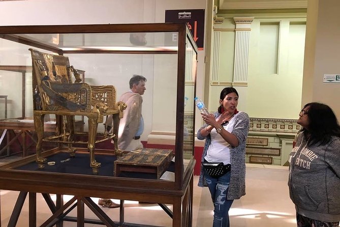 Vip Day Tour to Giza Pyramids, Sphinx, Gem Museum, and Lunch - Lunch between the monuments and museum