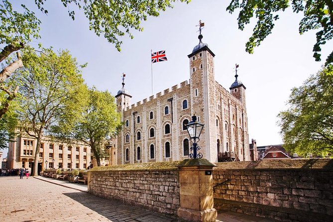 VIP Early Access: Opening Ceremony Tower of London & Bridge Entry - How much walking and climbing should you expect?
