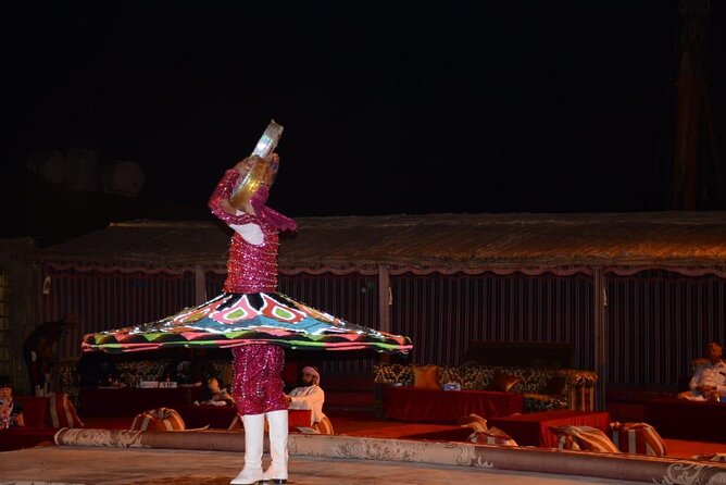 VIP Evening Desert Private Safari Tour in Dubai - The guide and the human side of the outing