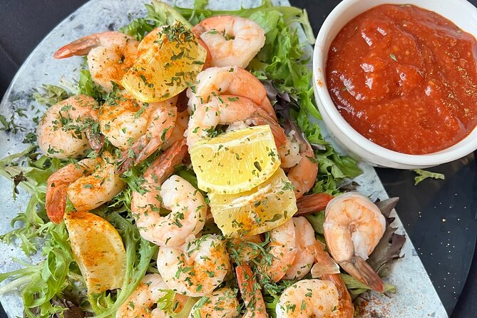 VIP Jazz Dinner Cruise with Private Tour and Open Bar Option - What the $190.50 price really buys