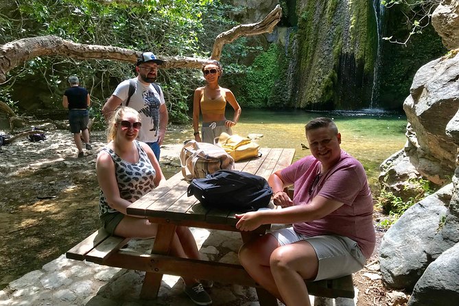 VIP Luxury Private Tour - Full Day - 4x4 Excursion with LandRover - What the guides add to the day
