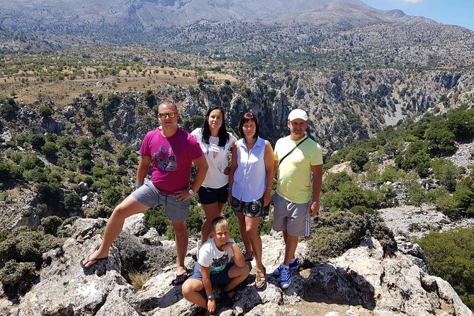 VIP Luxury Private Tour- Half Day - 4x4 Excursion with Land Rover - What the $477.70 group price really buys