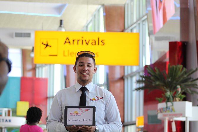 VIP Luxury Sedan Airport Transfer - Cancellation and small practical details