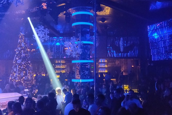 VIP Party in Bucharest - The Ultimate Nightlife Experience - The second stop, lounges and live music