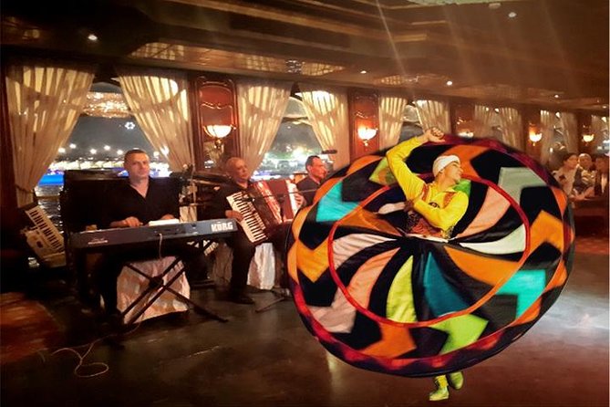 ViP Private Effective Nile River Dinner Cruise in Cairo - Boarding the boat and choosing your view