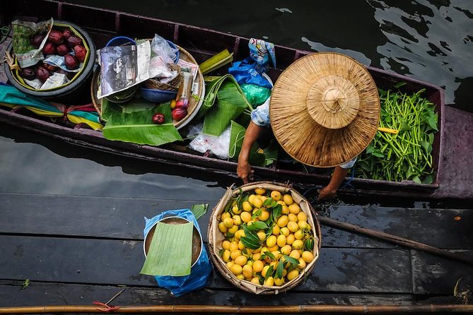 VIP Private Tour Damnoen Saduak+ Amphawa + Mae Klong Railway - Why the Maeklong train market is the day’s big moment