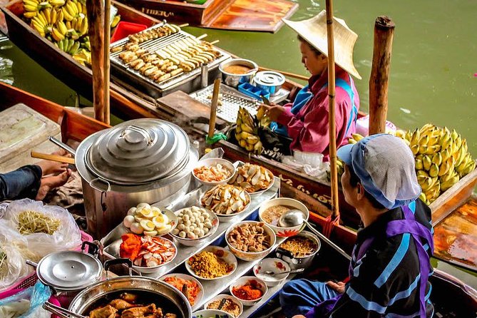 VIP Private Tour Damnoen Saduak+ Amphawa + Mae Klong Railway - Wat Bang Kung and the Muay Thai Park