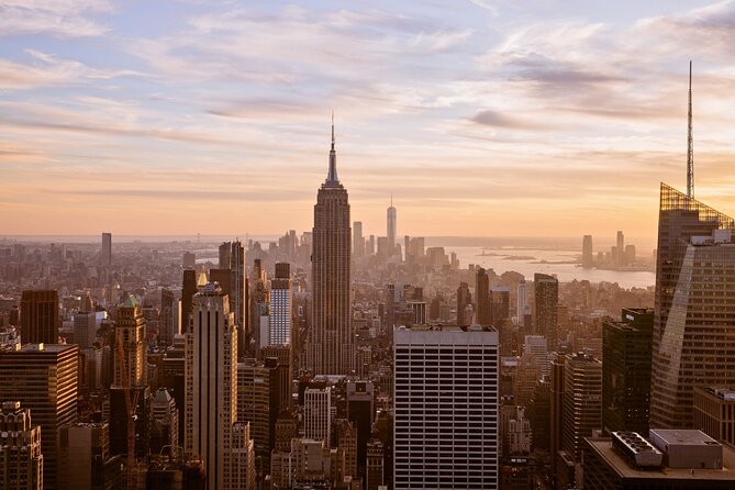 VIP Rock Pass: Includes SKYLIFT, Beam, Rooftop Garden - Top of the Rock and the city views