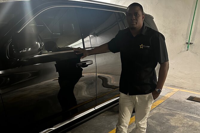 VIP SUV Airport Transfer from Punta Cana/Bavaro - SUV comfort, drinks, and family details