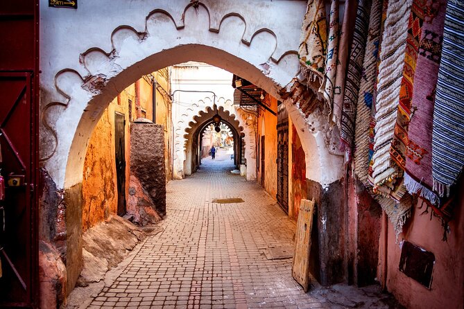 VIP tour Casablanca to Marrakech: Luxury Day of History & Culture - The road from Casablanca to Marrakech