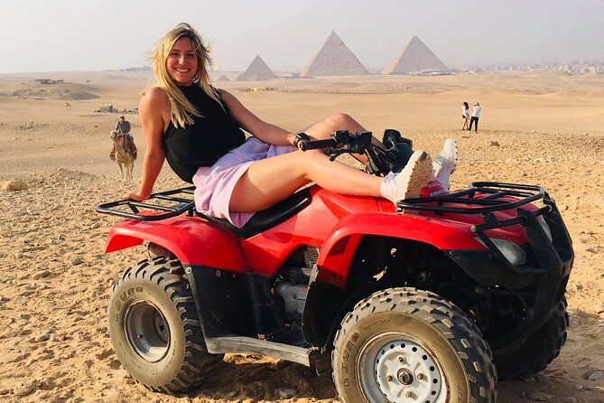 VIP tour Giza Pyramids, Camel Ride, sphinx & felucca Boat - Seeing the Great Pyramid and its neighbors