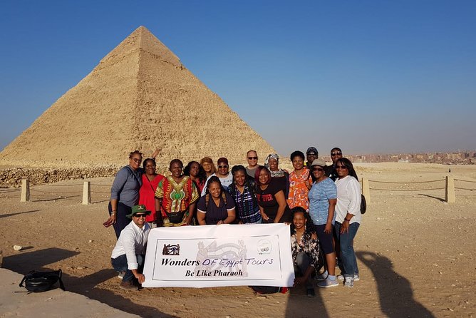 VIP tour to Giza pyramids, Sphinx, Camel ride, lunch, GEM museum - Lunch gives the schedule a needed pause