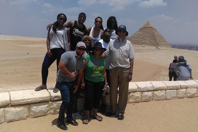 VIP tour to Giza pyramids, Sphinx, Camel ride, lunch, GEM museum - The Giza pyramids: three royal tombs in one enormous setting