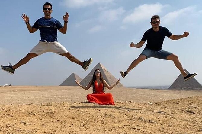 Vip Tour to Giza pyramids, Sphinx , Egyptian museum , Bazaar - What the private format is worth at $60