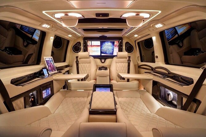 VIP Transfer: Luxury Airport Service between Alanya and Antalya - The airport pickup, from arrival hall to Alanya