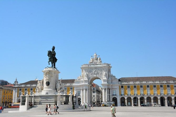 VIP-walking-Tour - Lisbon with your private - in German - Is $357 good value for this private day?