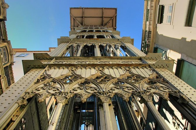 VIP-walking-Tour - Lisbon with your private - in German - Starting at your hotel or apartment in Lisbon