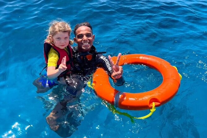 VIP -White Island & Ras Mohamed Snorkel Excursion - The boat: comfort without pretending it is a private yacht
