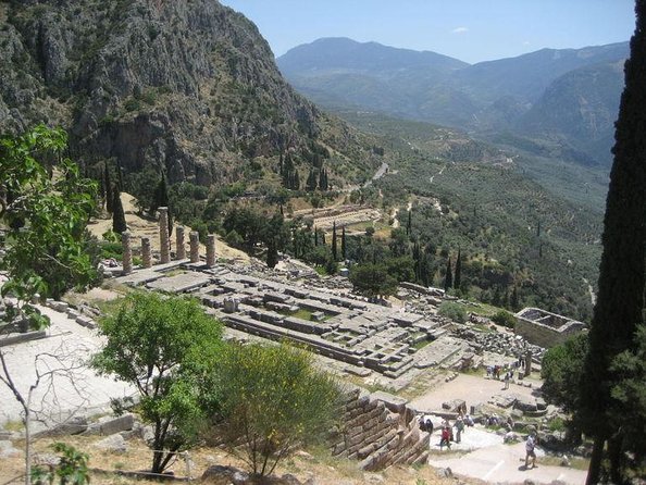 Visit Delphi & Meteora Monasteries Luxury Private Tour FromAthens - Arachova and Mount Parnassus