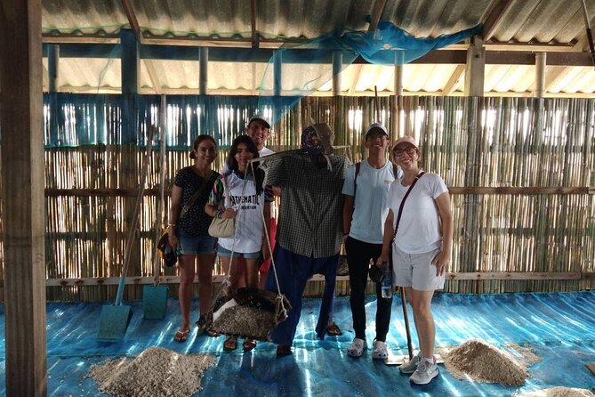 Wheelchair & Luxury Tour to Floating & Railway Markets - Lunch at Khum Damnoen Resort