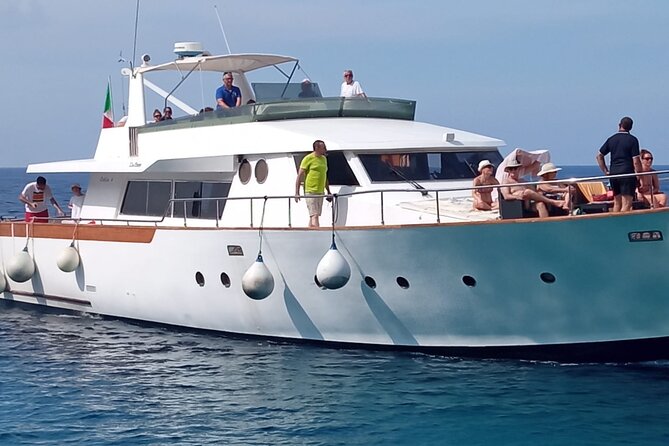 Yacht excursion Shalimar IV - Lunch with a Trapanese flavor